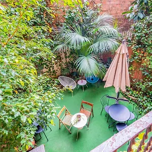 barcelo-hostel.catalonia-hotels.com/
